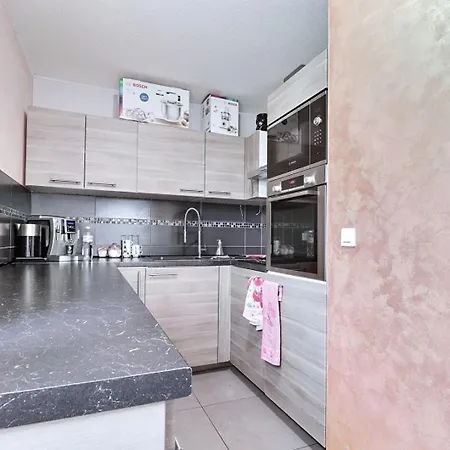 公寓 3br Meinau Area 斯特拉斯堡